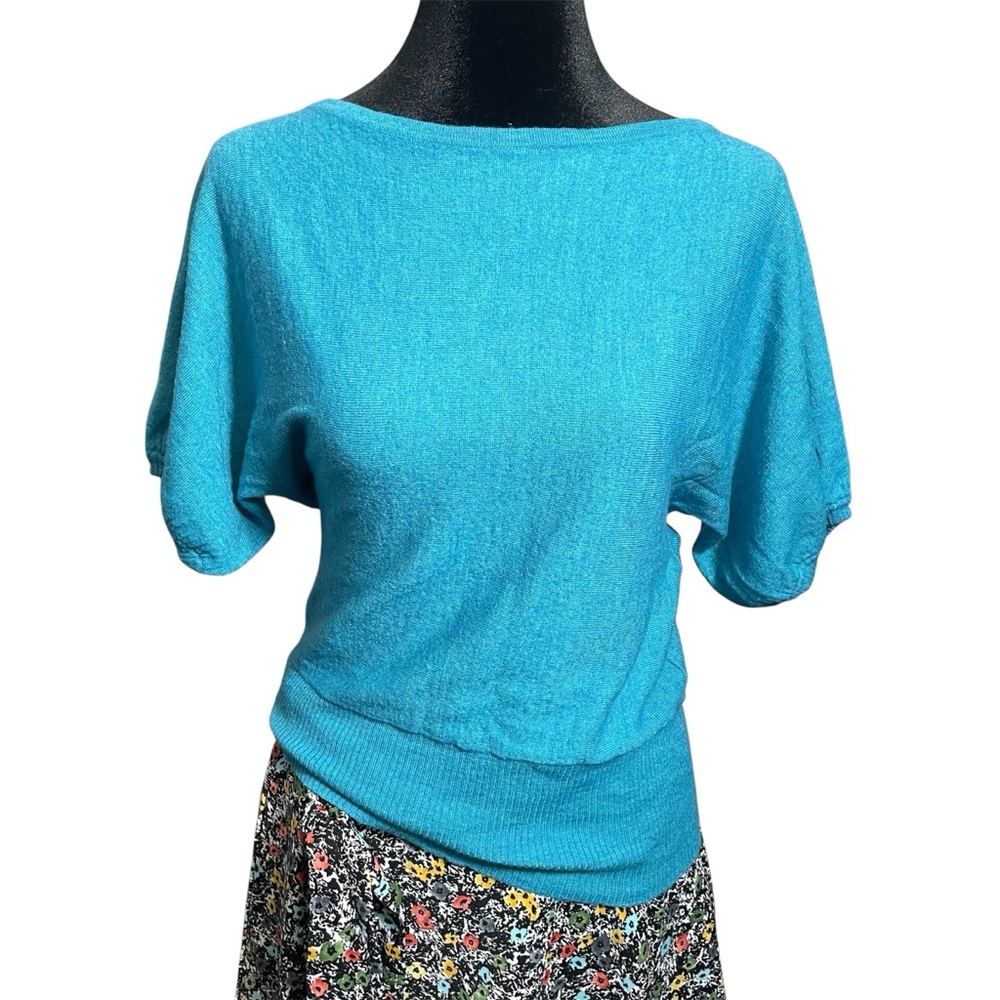 Outback Red Short Sleeve wool blend sweater